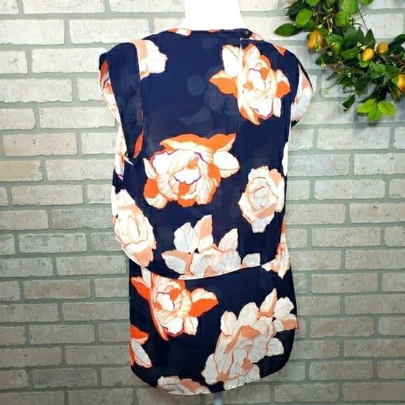 CABI Floral Tiered Short Sleeve Blouse Size S - Picture 11 of 13